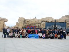 公司組織員工春游，熔煉團(tuán)隊(duì)
